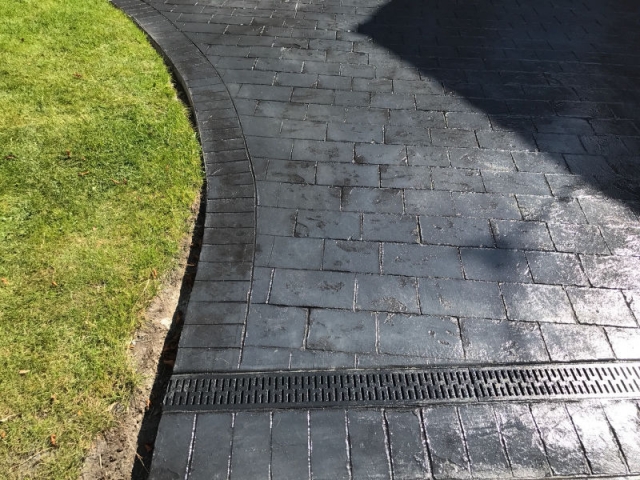 New pattern imprinted concrete driveway in Great Sankey, Warrington